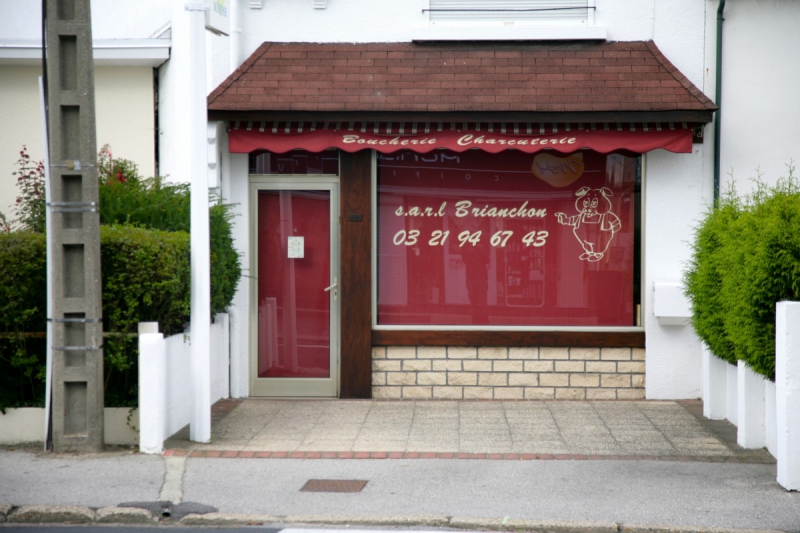 vitrine-VILLECROZE-min_france_frankreich_commerce_frankrijk_francia_delicatessen_butchery_charcuterie-424328